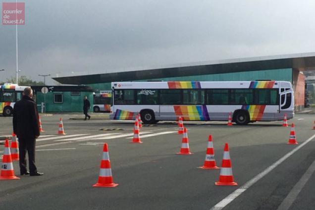 Angers 25 Conducteurs De Bus De Keolis Tentent Le Bus D Or 2016