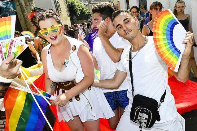 Le Mans Pari R Ussi Pour La Lesbian And Gay Pride Le Mans Maville