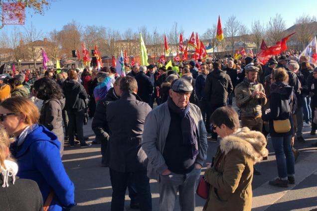 Gr Ve Du D Cembre Manifestants Niort Thouars