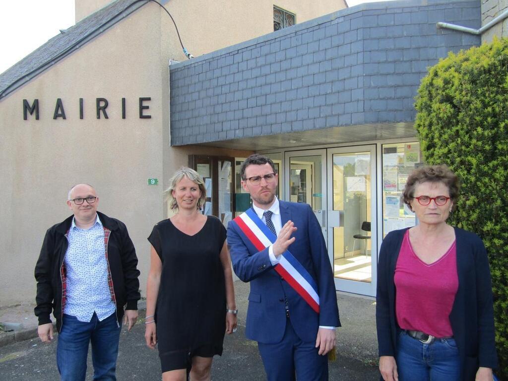 Saint P Tan Maire Et Adjoints Ont T Lus Lunanimit Saint