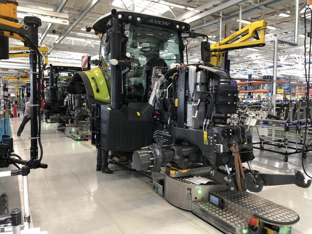 Le Mans Claas Une Usine Tourn E Vers Lavenir Et Des Embauches Le