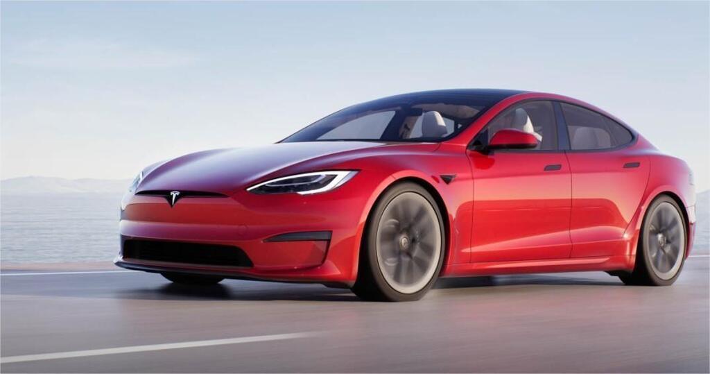 Tesla augmente le prix de la nouvelle Model S juste avant les premières