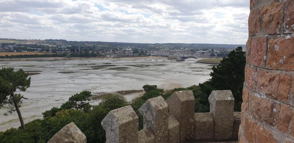 Avec la Tour de Kerroch découvrez la baie de Paimpol vue den haut