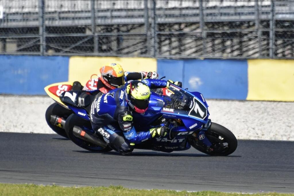 EN IMAGES 24 Heures Motos nos premières images du duel Honda