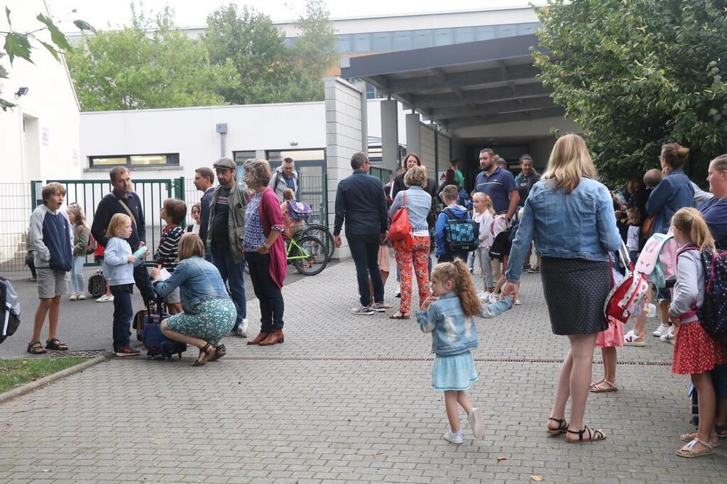 REPORTAGE Près de 2 000 élèves font leur rentrée dans les écoles