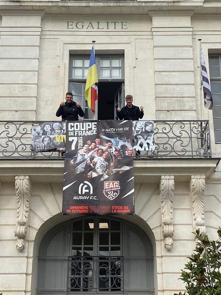 Le Match Dune Vie La Mairie Aux Couleurs Du Auray Fc Sport