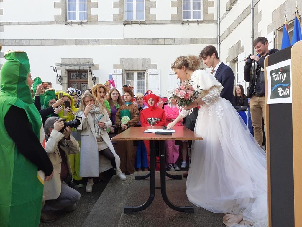 En Images A Met De Lambiance Pontivy Le Lyc E Jeanne Darc