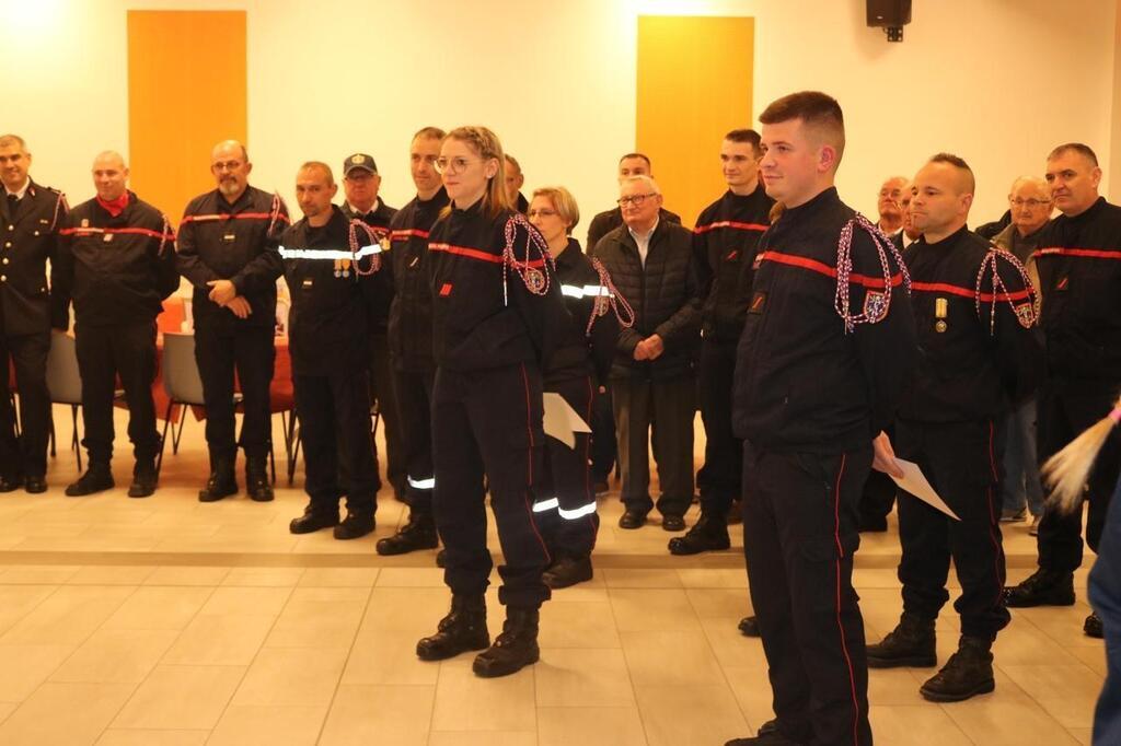 Lignières Orgères Lancien chef des pompiers distingué lors de la