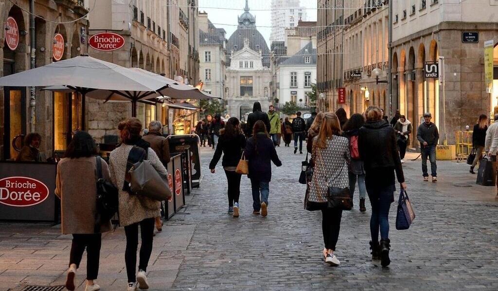 Pour Noël les commerces de Rennes peuvent ouvrir trois dimanches en