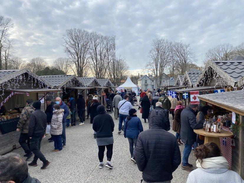 En Images La Magie De No L Prend Vie Au March De Fontenay Le