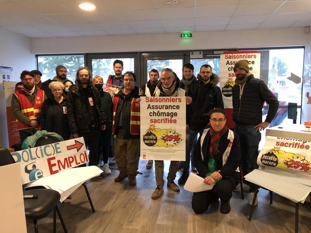 Lorient La Cgt Ch Meurs Rebelles Manifeste Contre La R Forme De L