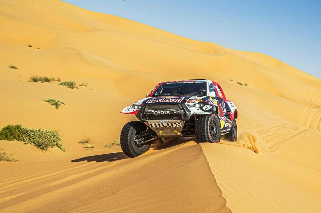 Dakar Nasser Al Attiyah Vainqueur Devant S Bastien Loeb