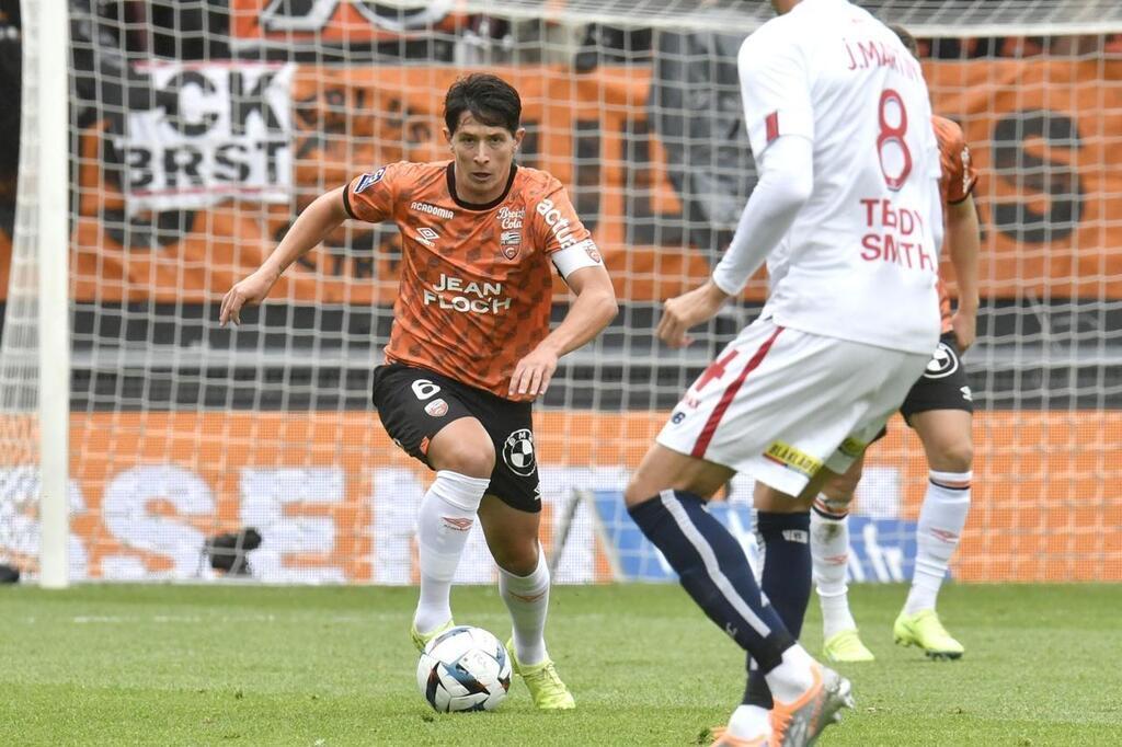 Fc Lorient Abergel Officiellement De Retour Cathline Absent Le