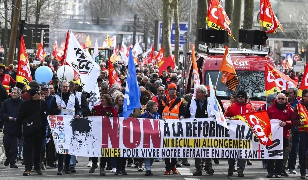 R Forme Des Retraites Manifestation Du Mars D Part Du Cort Ge