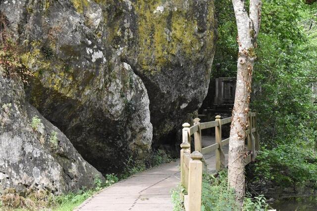 Grottes Pr Historiques Glises Cinq Lieux Pour D Couvrir Lhistoire