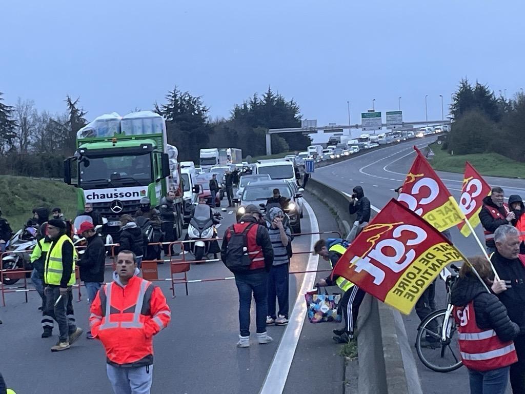 La circulation paralysée à Nantes et Saint Nazaire ce matin des