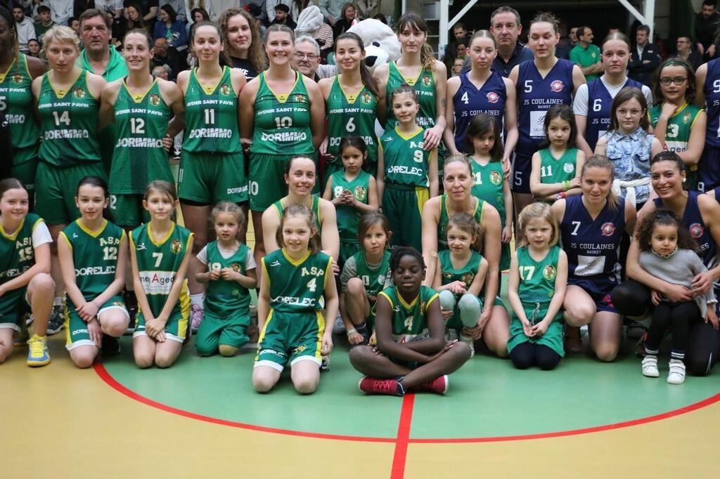 EN IMAGES Basket féminin au Mans 350 spectateurs pour le derby