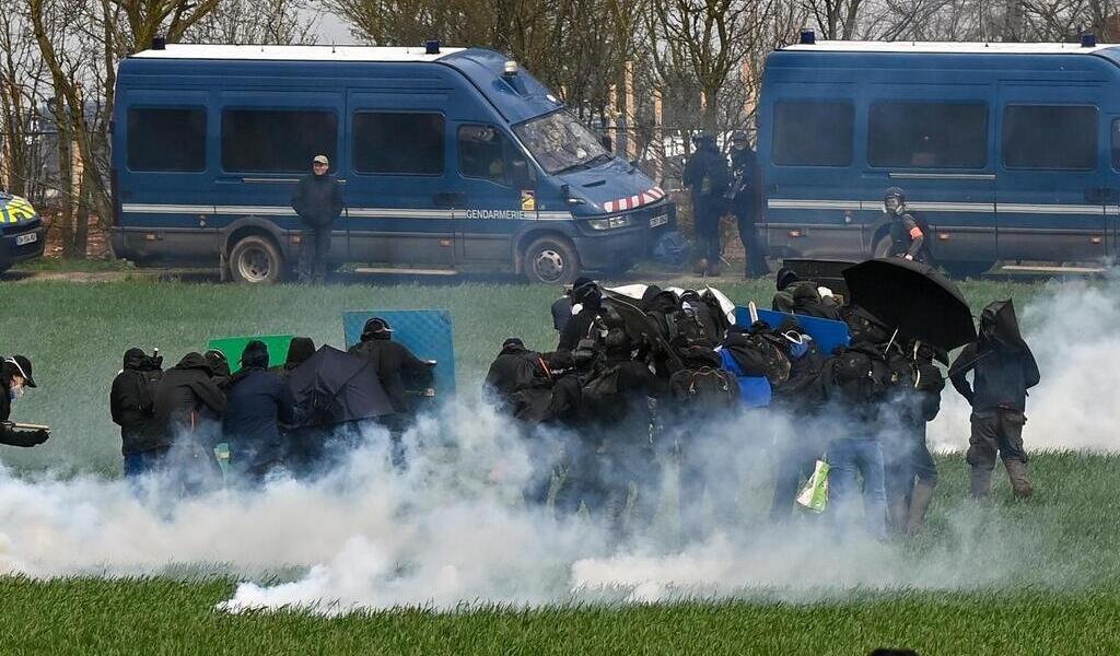 Saint Soline Le Patron Des Gendarmes Sinsurge Contre Les Accusations