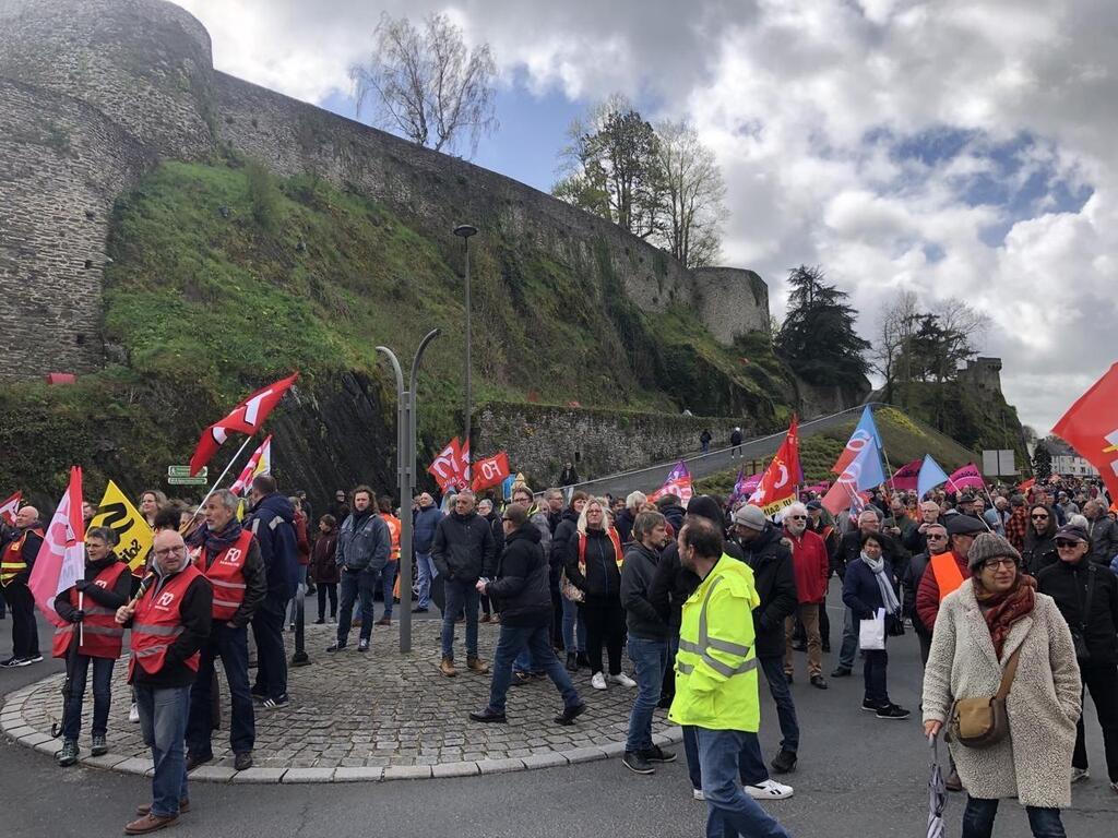 Manifestation du 13 avril À Saint Lô 650 personnes pour faire du