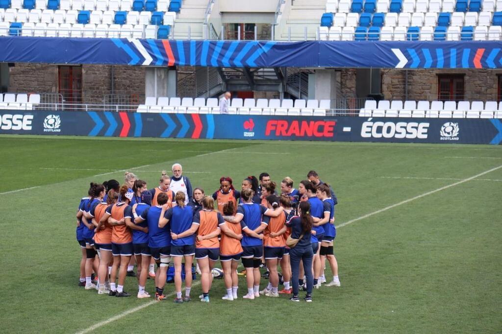 EN IMAGES 6 Nations féminin léquipe de France sest entraînée à