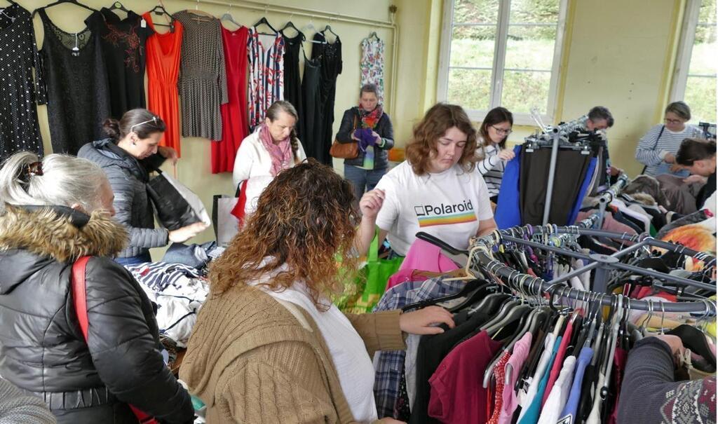 Noues De Sienne Champ Des R Ves Donne Une E Vie Aux V Tements