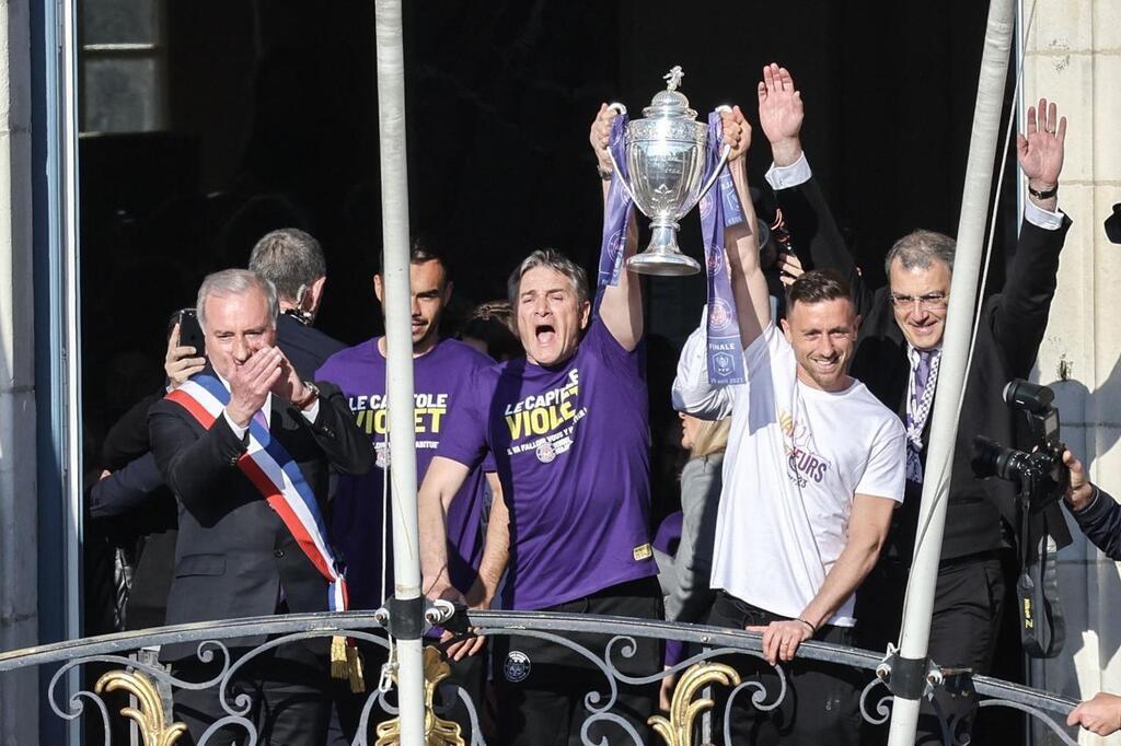 EN IMAGES Coupe De France Les Joueurs Toulousains Accueillis En