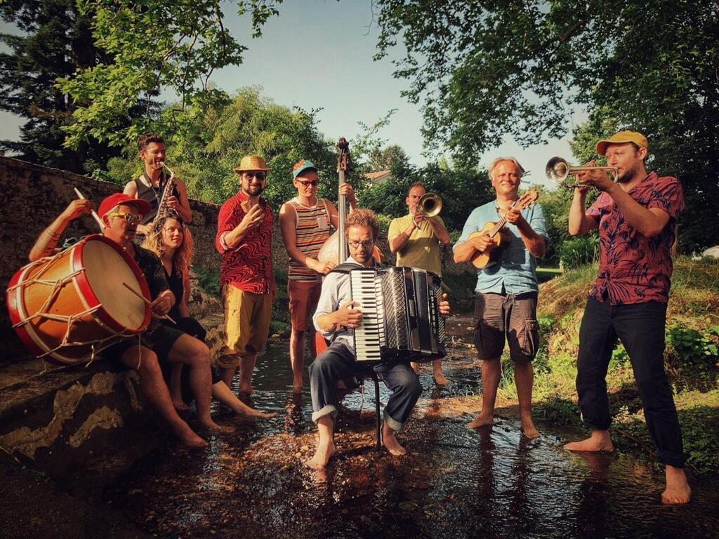 Un tour du monde en fanfares à Jazz sous les pommiers Cherbourg