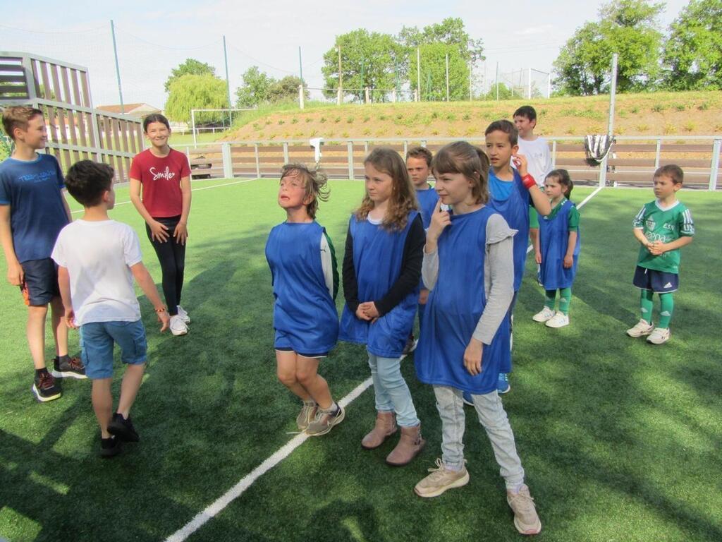 P Tanque Fitness City Stade Le Terrain Multisport De Saint Michel Le