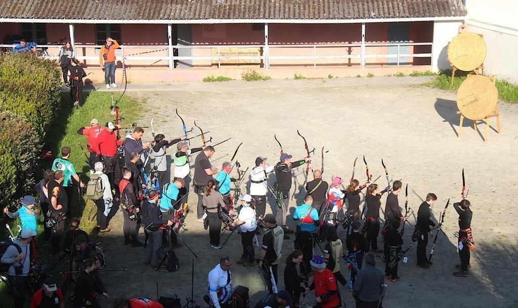 EN IMAGES Tir à larc à Concarneau les flèches des 144 archers ont