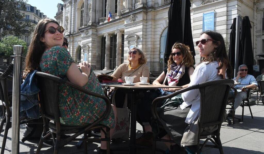 Les Terrasses Dangers Ont Fait Le Plein En Mai Angers Maville