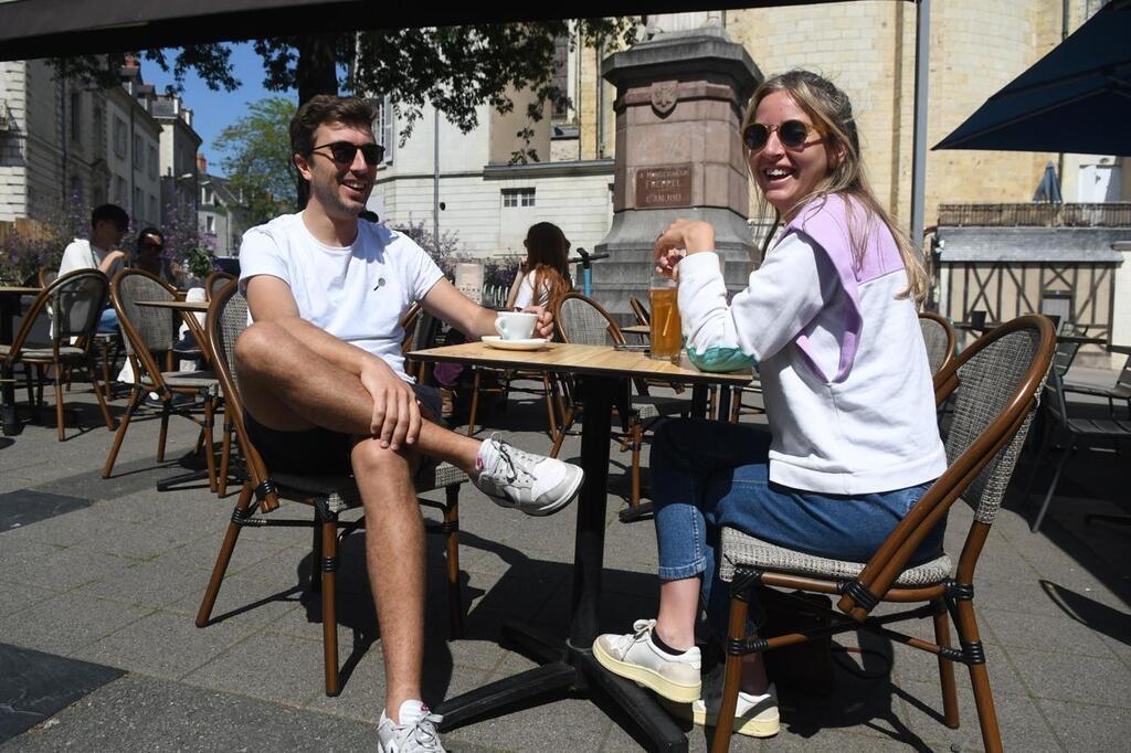 Les Terrasses Dangers Ont Fait Le Plein En Mai Angers Maville