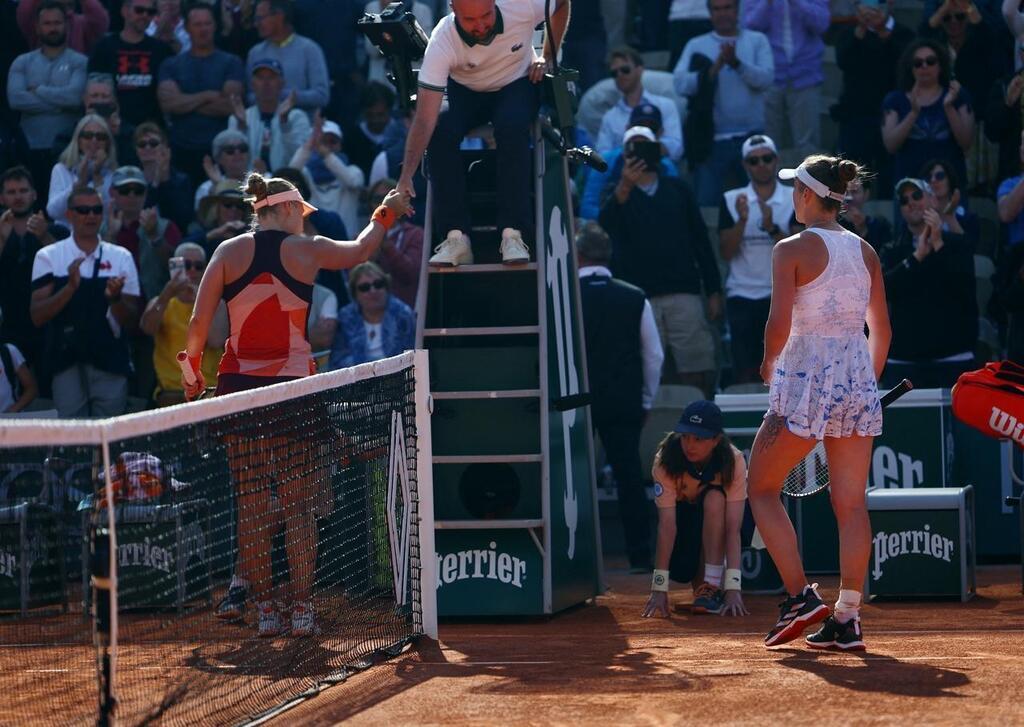 VIDÉO Roland Garros Svitolina refuse de serrer la main de Blinkova