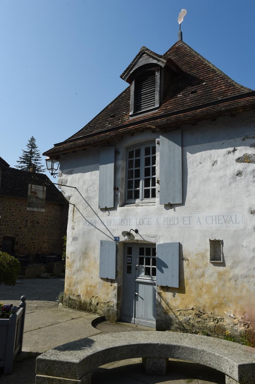 À la découverte de Saint Céneri le Gérei petit village de charme au