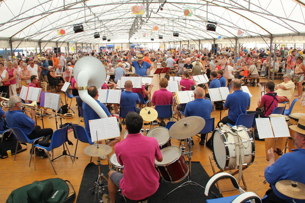 Vauchrétien Dégustations vide greniers fête foraine La Foire aux