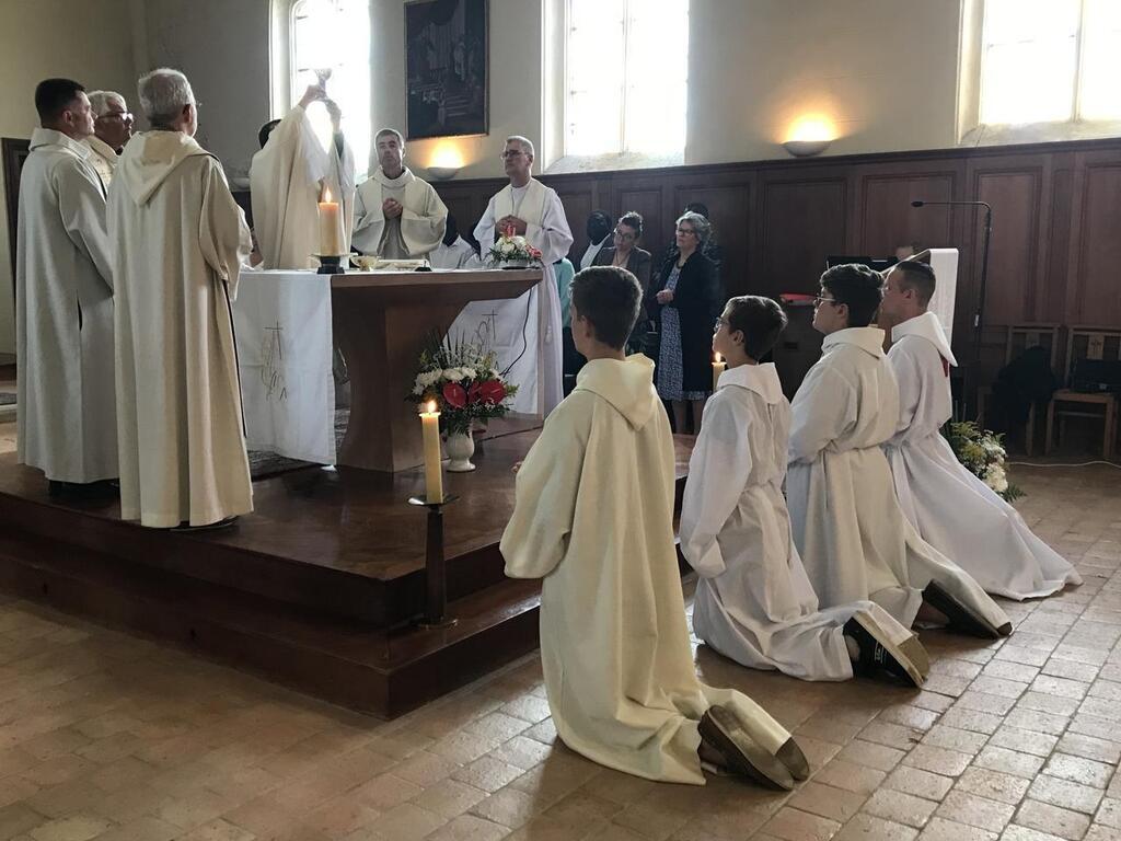 Un Hommage Au P Re Hamel Sept Ans Apr S La Douleur Premi Re Se