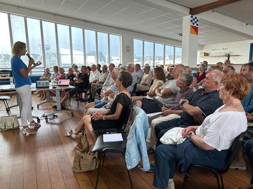 La Turballe La Conf Rence Sur Lavenir Des Oc Ans Tire La Sonette D