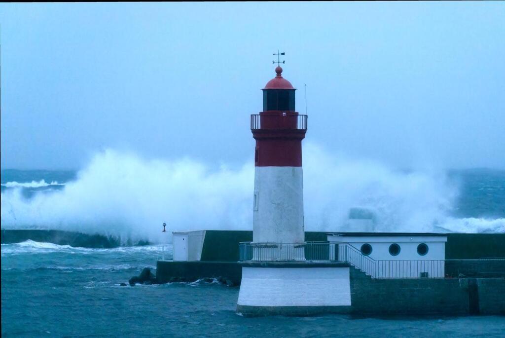 Tempête Ciaran du Finistère à la Loire Atlantique découvrez les