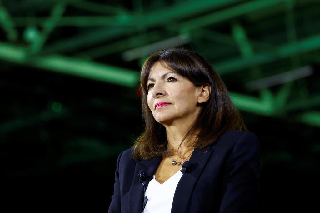 La Maire De Paris Anne Hidalgo Quitte X Ex Twitter Afin De Rester