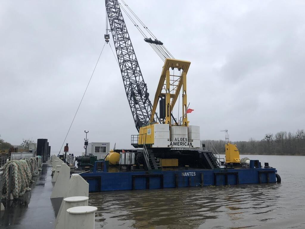 En Bord De Loire Le Grand Port Nantes Saint Nazaire Cultive Lart De