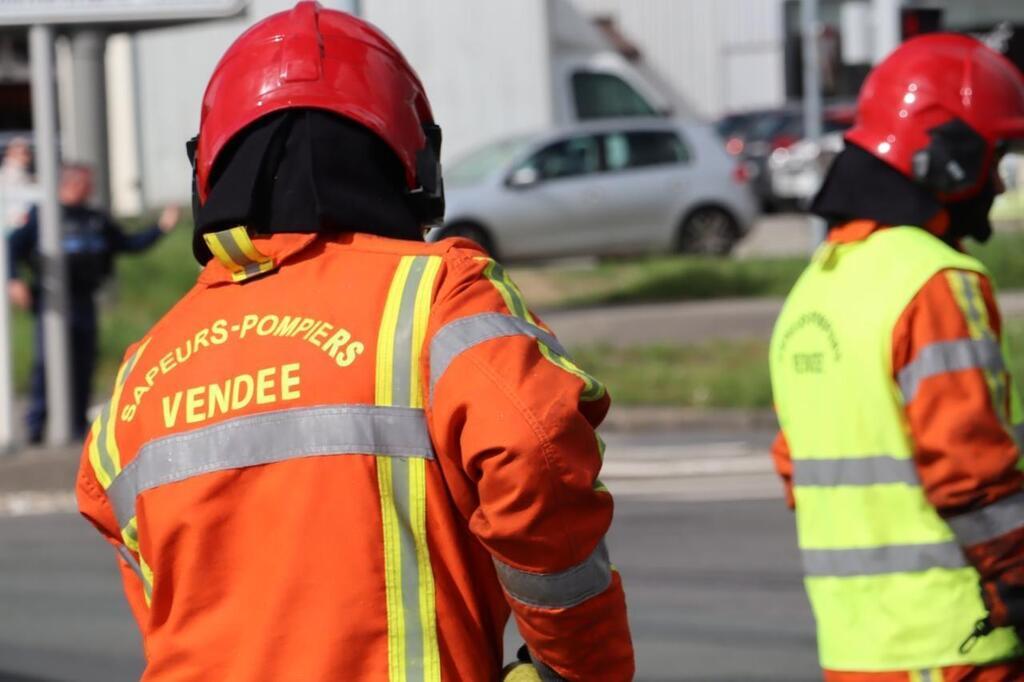 Un Jeune Homme De Ans Meurt Apr S Avoir T Fauch Par Une Voiture