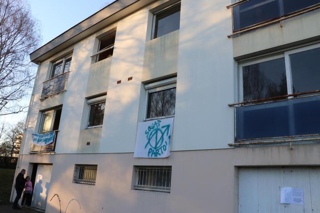 Un Nouveau Squat Ouvert La Pierre Heuz Caen Pour Deux Familles