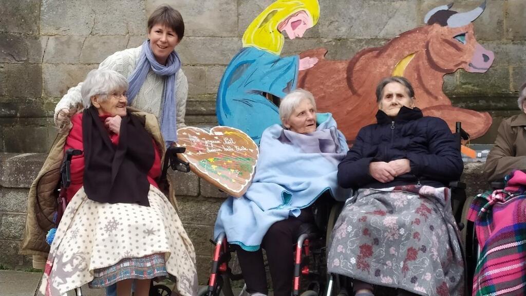 Pontivy Inauguration de la scène biblique à la basilique Notre Dame de