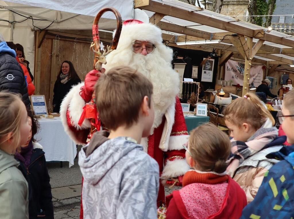 Cadeaux ambiance magie Que vient chercher le public au marché de