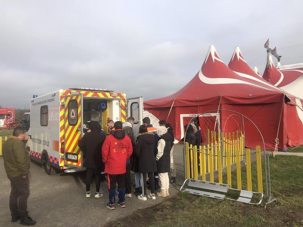 Les artistes du cirque Zavatta formés aux premiers secours à Laval