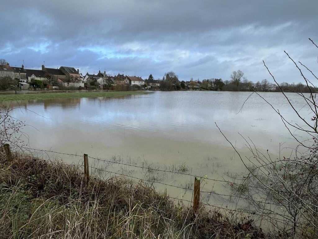 En Images Dans Lorne Les Cours Deau D Bordent Avec Les Crues