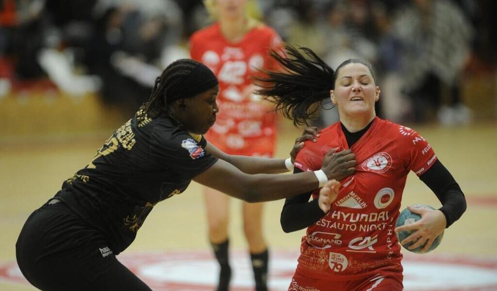 Handball Coupe De France Face Paris Le Hbc Celles Na Pas