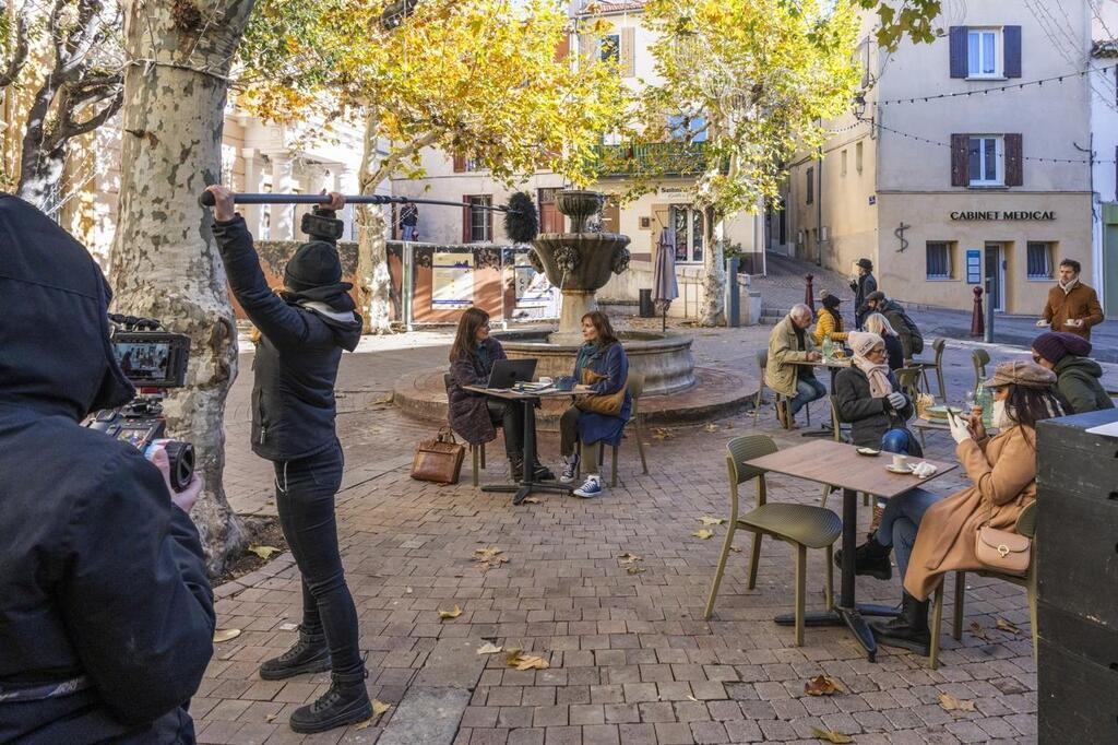 Reportage Immersion Dans Les Coulisses Du Tournage De Plus Belle La