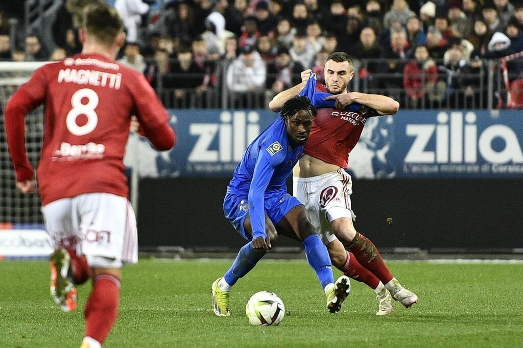 Stade Brestois Chardonnet impérial encore un clean sheet pour Bizot