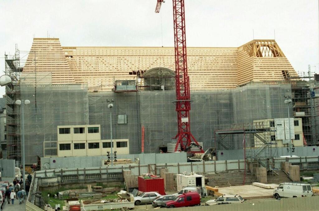 Incendie du Parlement à Rennes trente ans après découvrez neuf