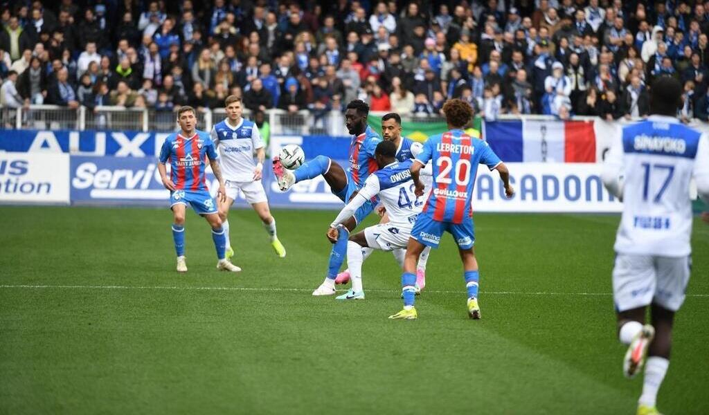 Ligue 2 Le SM Caen va devoir batailler pour la cinquième place Sport